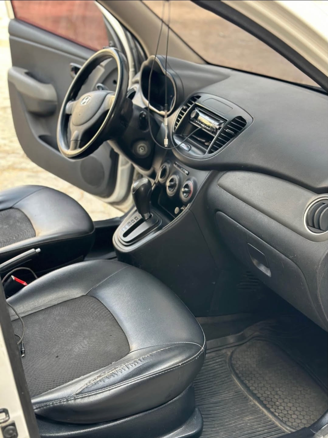 C300 Interior